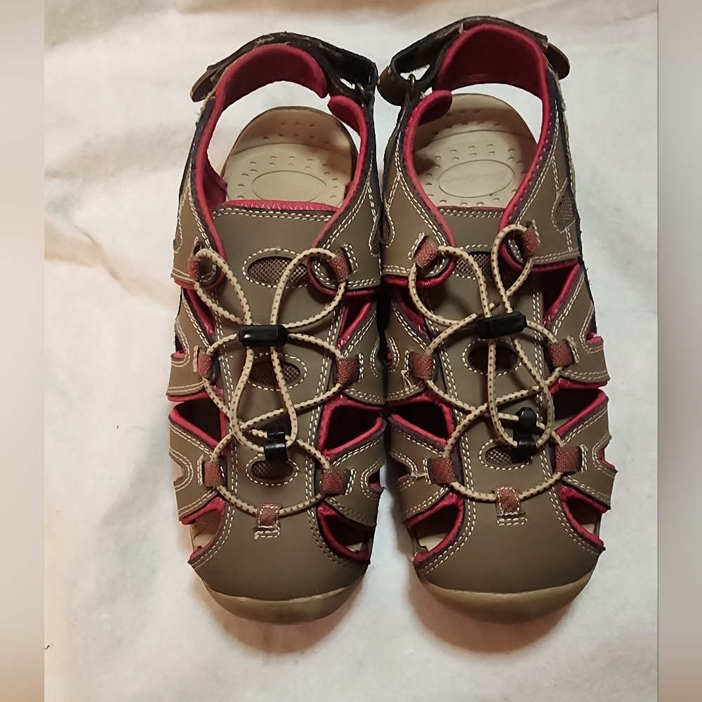 Eddie Bauer Mary Genuine Leather and Manmade Upper Womens Water Sandal Sz:8